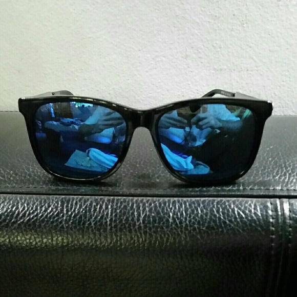 Gucci Sunglasses • NWOT - Picture 1 of 7